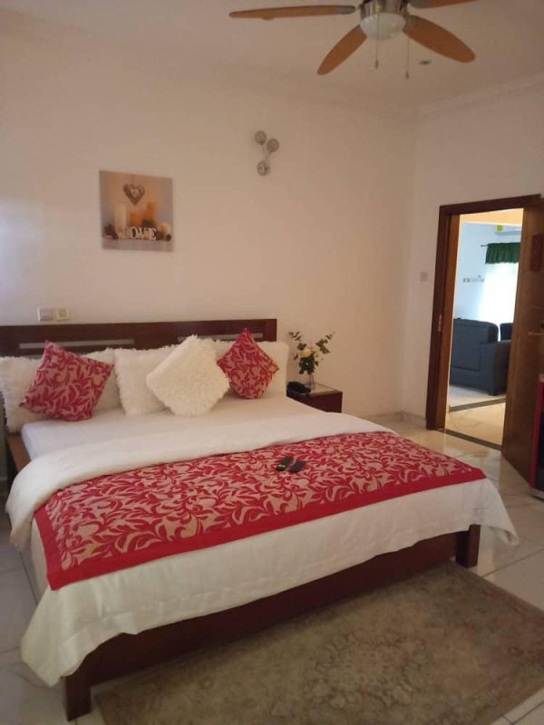Executive Bedrooms - Image 9