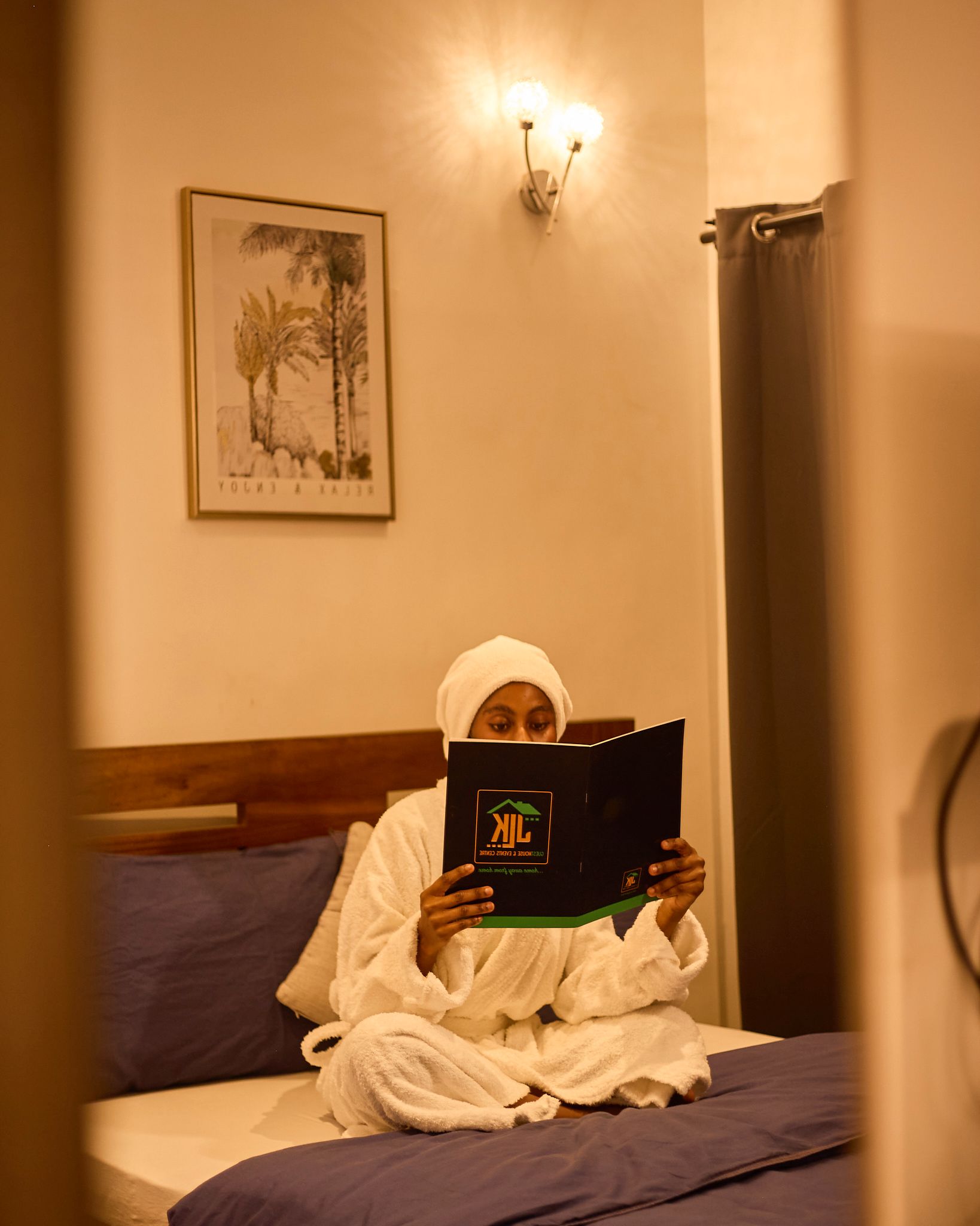 Standard Rooms - Image 4